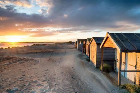 Charming Bolthole 400M To Beach Earnley Extérieur photo
